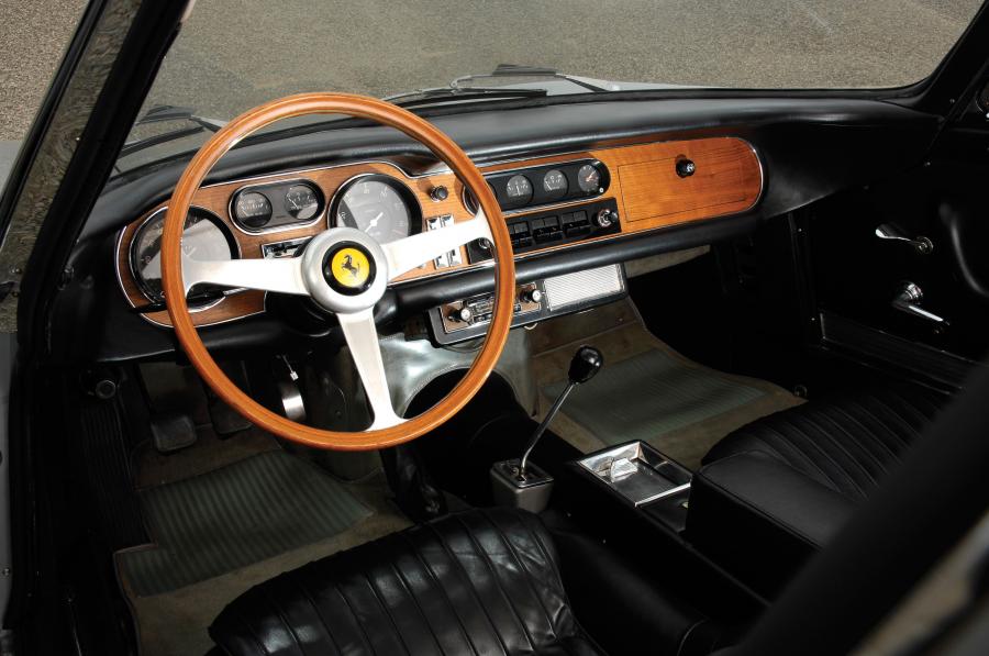  Ferrari 275 GTB 6C 1966 года  (фото 4 из 8)